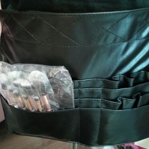 Cosmetic tool waist pouch